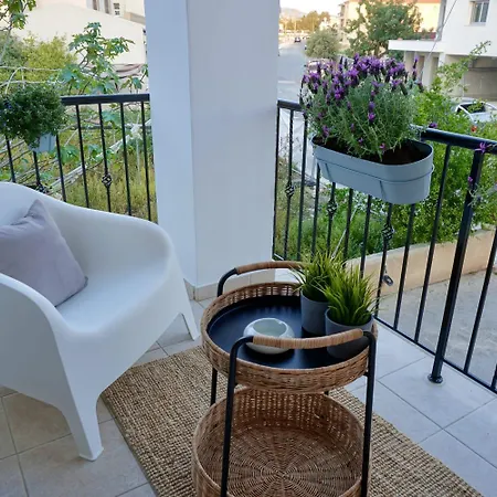 Renovated Property In Chloraka * Klorakas