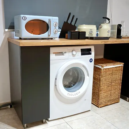Renovated Property In Chloraka