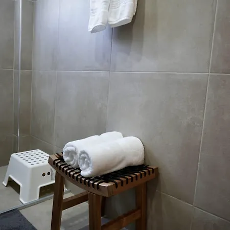 Renovated Property In Chloraka * Klorakas